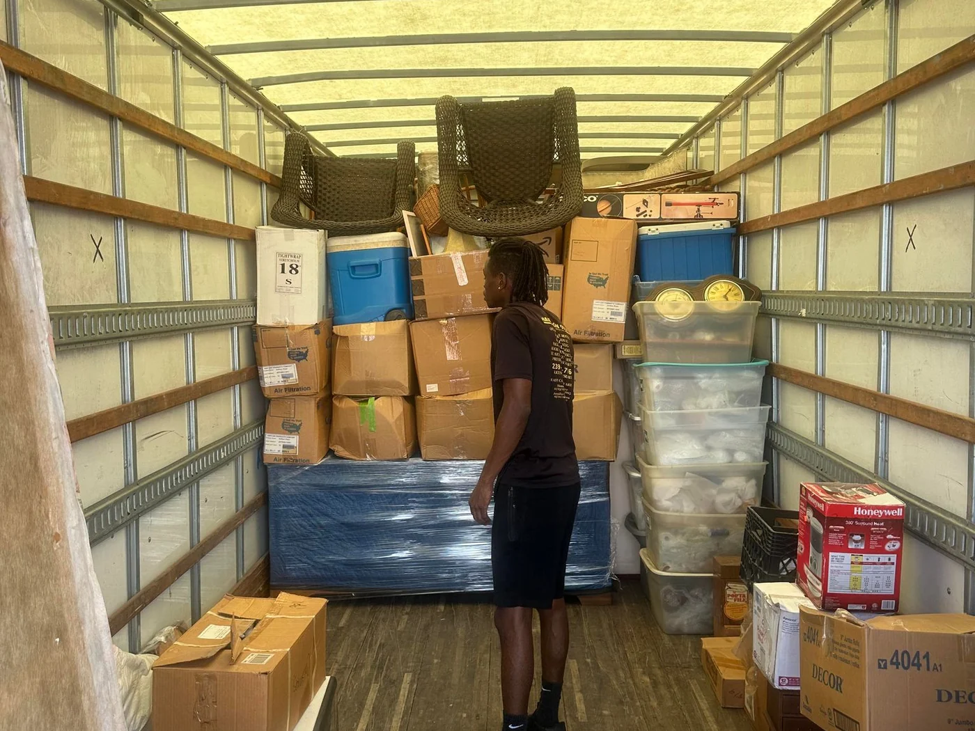 Hands On Deck moving crew with an organized truck load